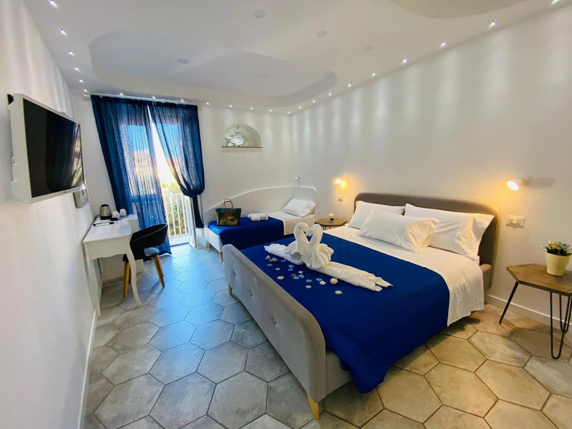 Fior Dei Carmeliti Centre Hotel Тропеа Екстериор снимка