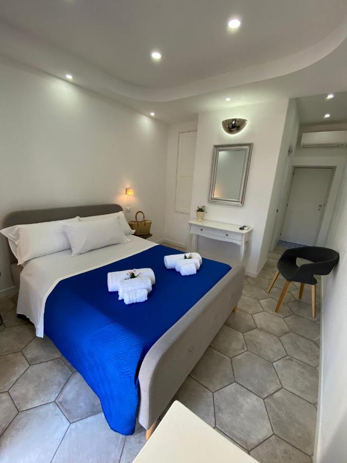 Fior Dei Carmeliti Centre Hotel Тропеа Екстериор снимка